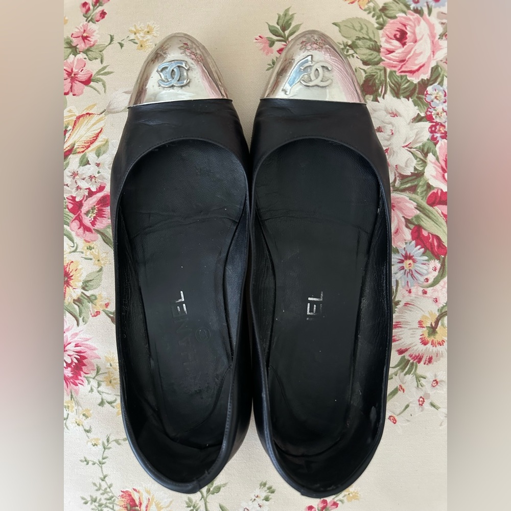 Authentic Chanel Ballet Flats.